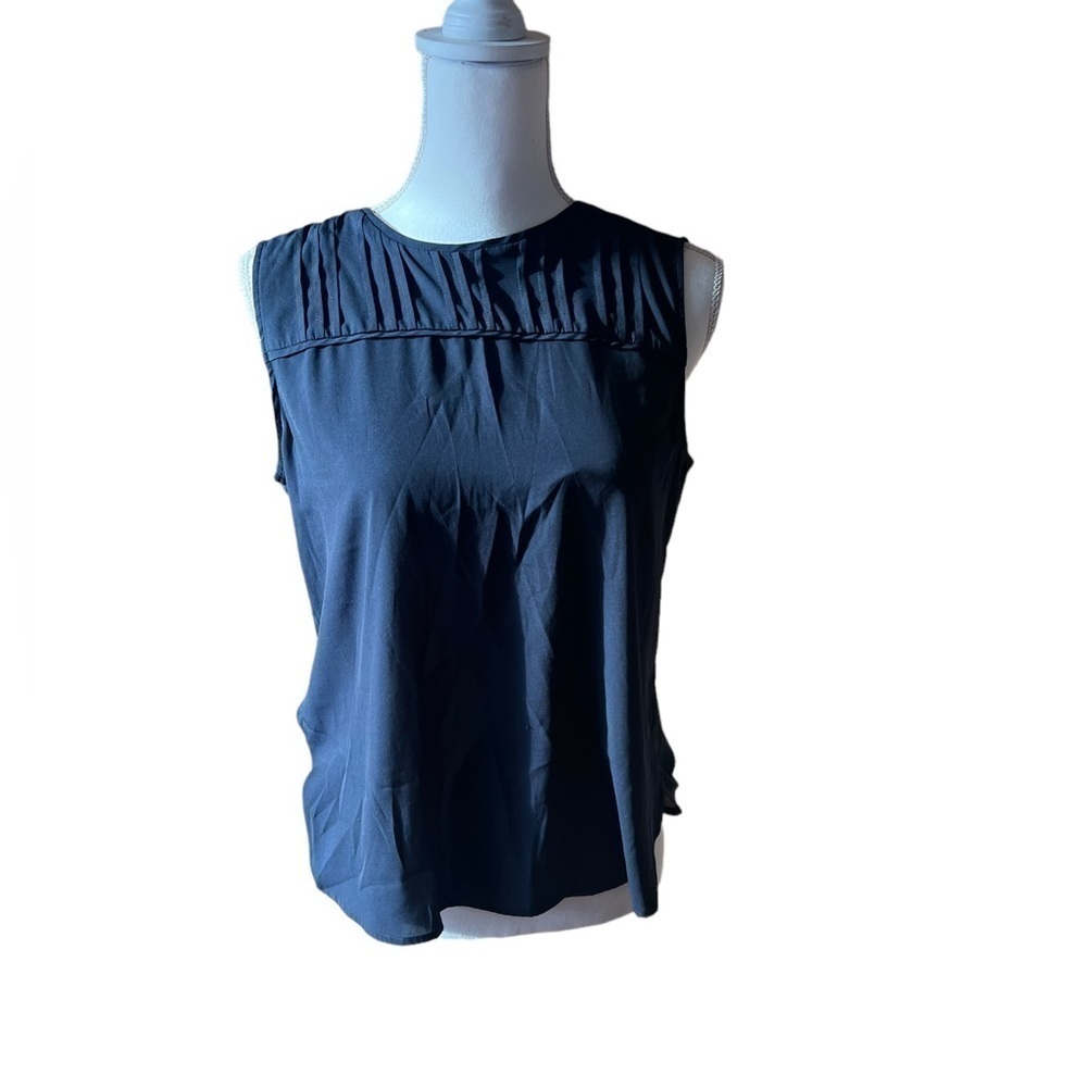 Calvin Klein Sleeveless‎ Blouse Black Top Pleated Detail Casual Elegant Size S